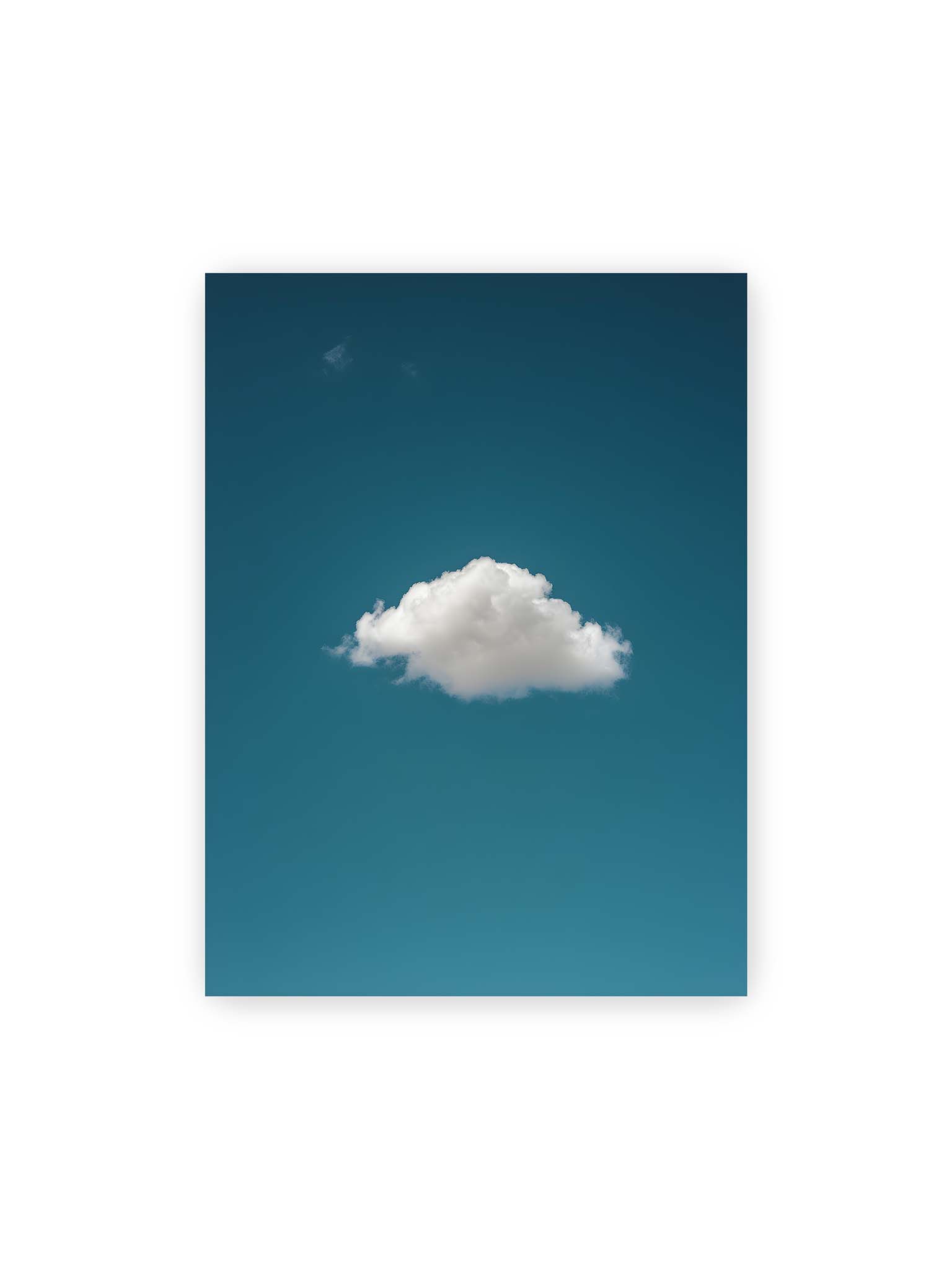 30x40 cm – Einzelne weiße Wolke in weiter blauer Himmelsfläche.