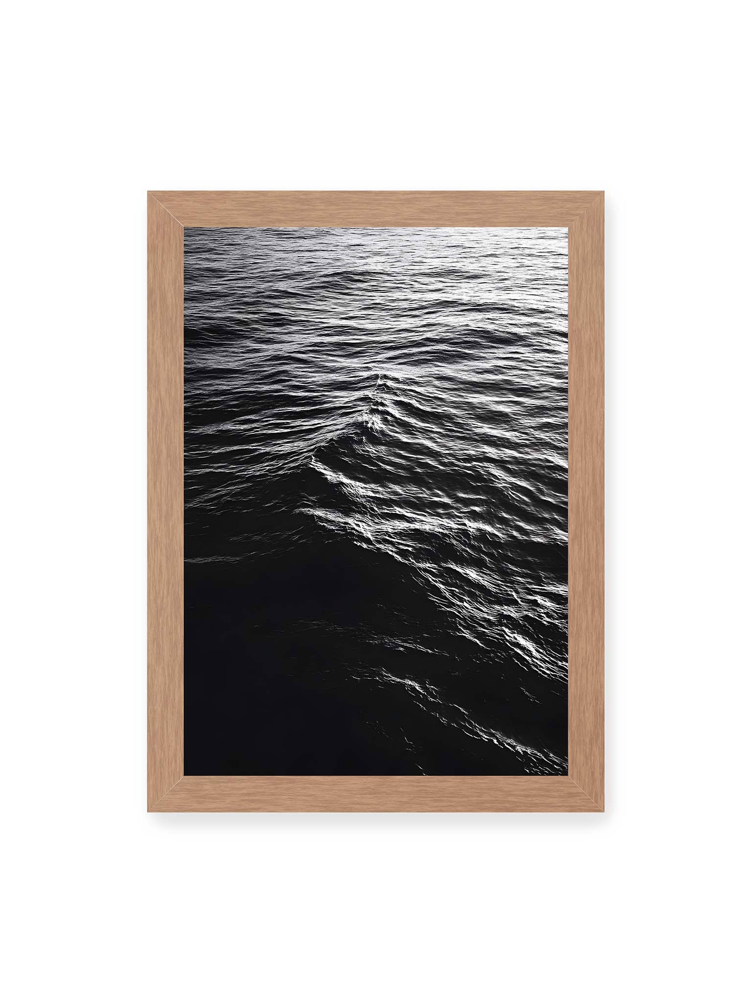 21x30 cm, Eichenrahmen – Abstrakte Darstellung der dunklen Ozeanwellen in Schwarzweiß.