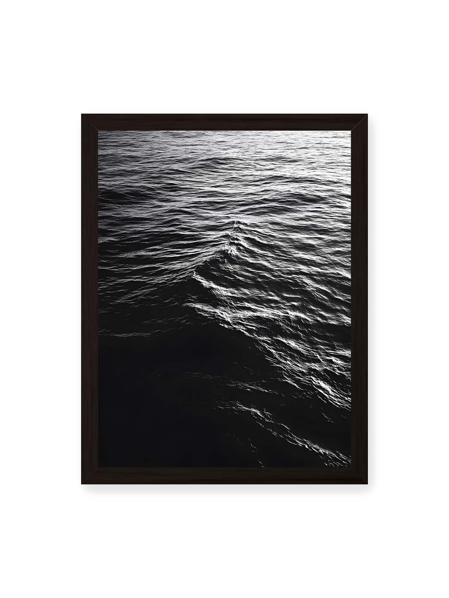 30x40 cm, schwarzer Rahmen – Abstrakte Darstellung der dunklen Ozeanwellen in Schwarzweiß.