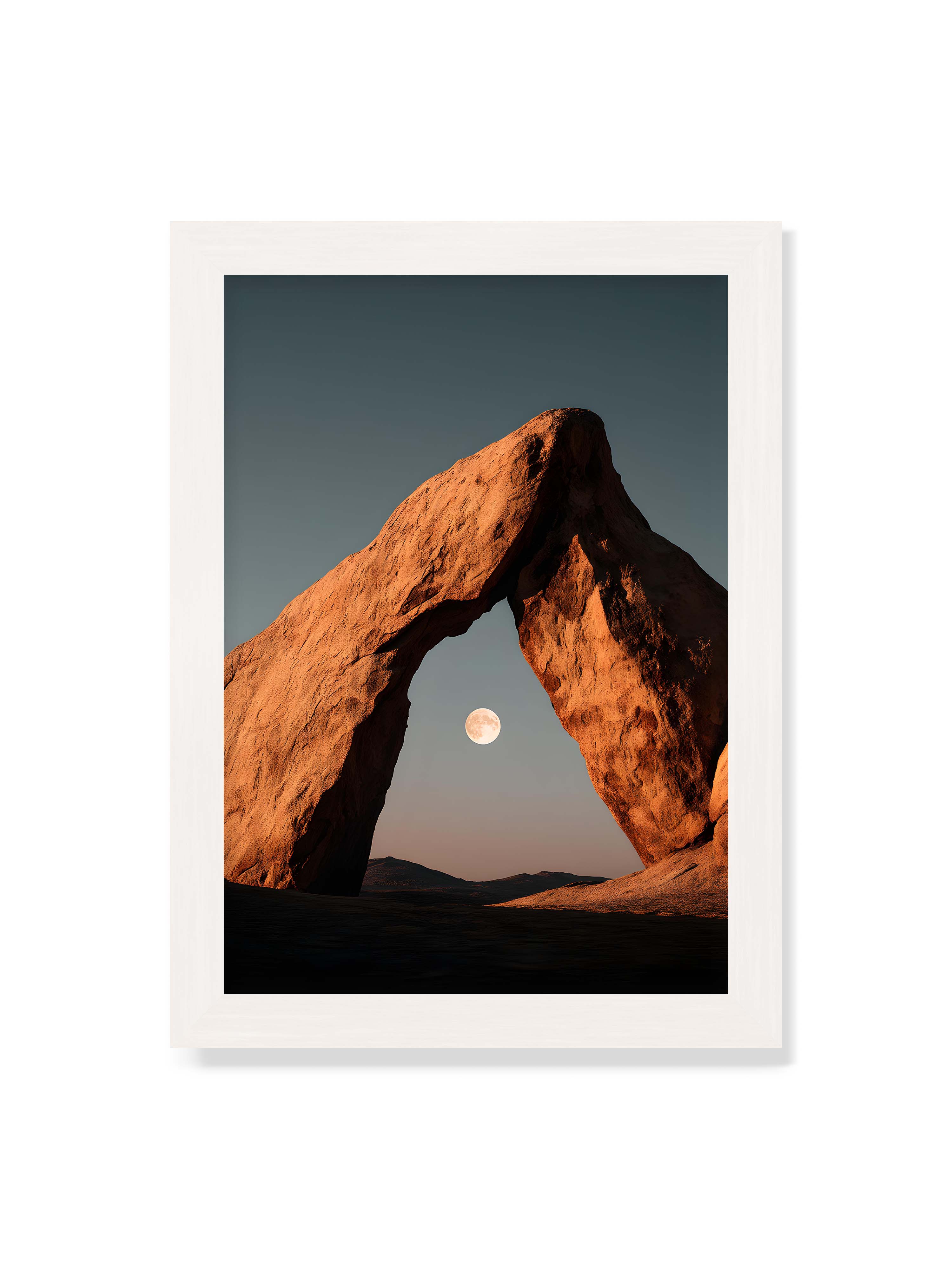 21x30 cm ohne Galerie-Rand mit weißem Rahmen – Felsenbogen mit dem Mond im Hintergrund, aufgenommen bei Dämmerung.