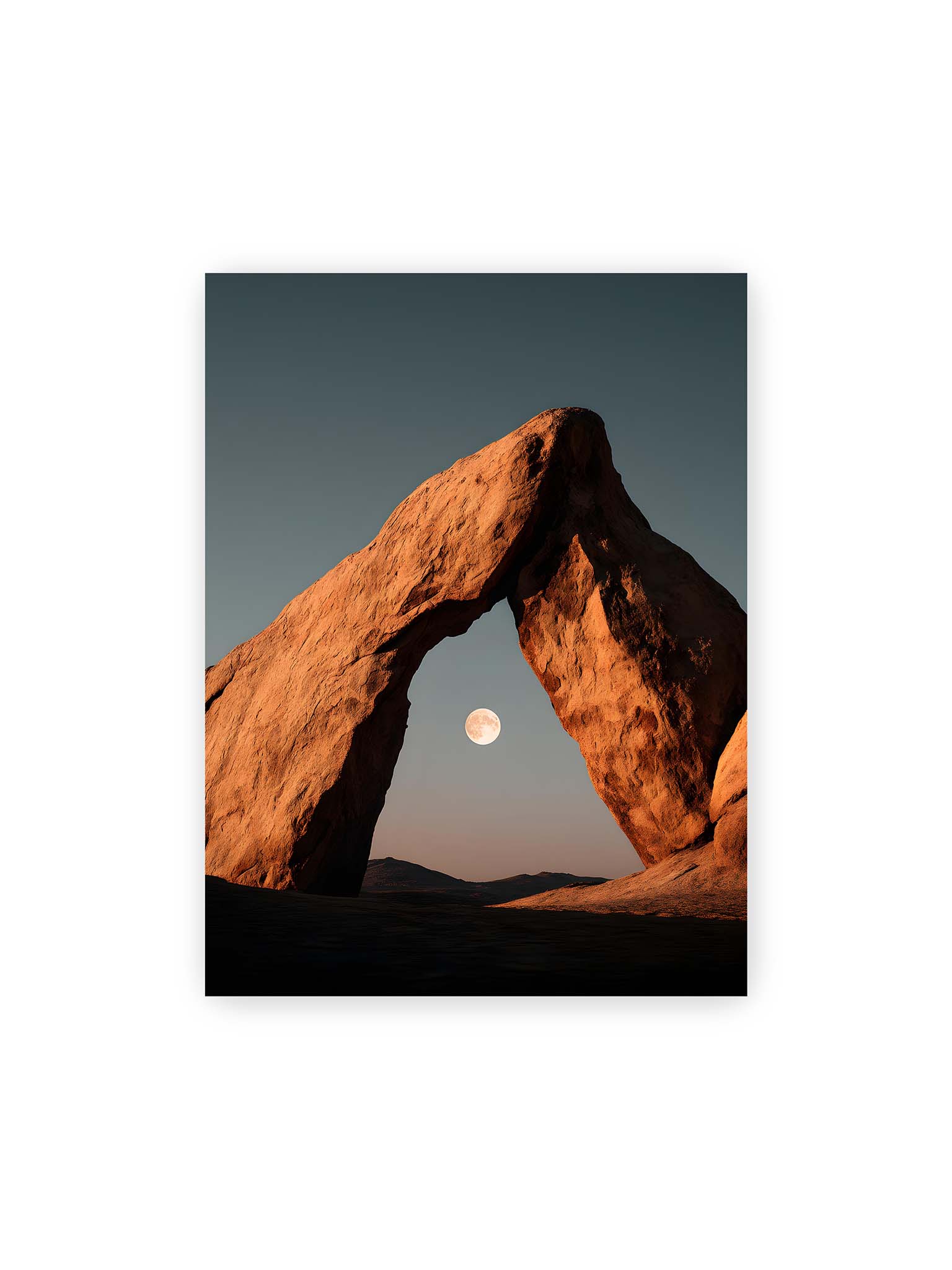 30x40 cm – Natürlicher Felsenbogen mit eingerahmtem Vollmond bei Dämmerung vor tiefblauem Himmel.