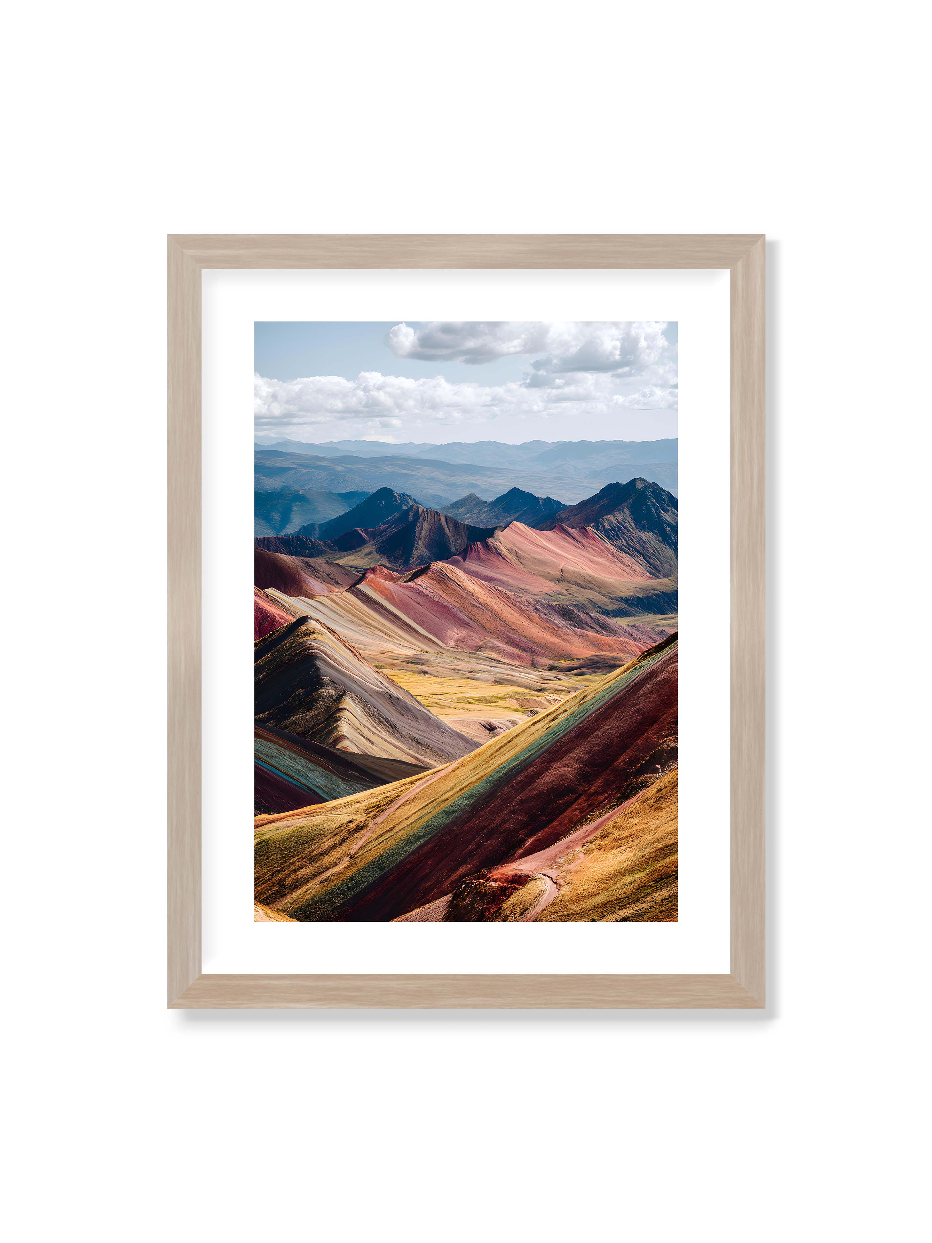 30x40 cm mit weißem Galerie-Rand im Eichenrahmen – Berge in leuchtenden Farben und Schichten, die das Licht reflektieren und eine majestätische Szenerie schaffen.